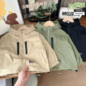 芒果名品 【防風洋氣】兒童衝鋒衣 連帽外套 工裝夾克 春秋季新款 中大童男童 學生戶外運動 防風防水 多口袋設計