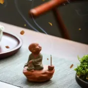 協貿國際日用品生活館 禪意紫砂可養茶寵小和尚茶室裝飾擺件茶桌小沙彌香道香薰香爐擺設