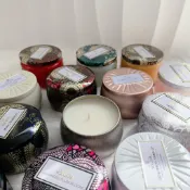 現貨 美國 Voluspa 香氛蠟燭 小鐵罐 4oz 法國杜松 玫瑰氣泡 白絲柏 甜心拐杖 ～原裝正貨 開發票【好嗨比】