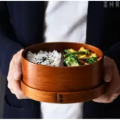 連盛 全新 LYHOME木製分格飯盒 單層日式家用午餐盒 木質復古壽司實木便當盒子 保鮮盒餐盒 學生木質飯盒 午餐盒 不含束帶