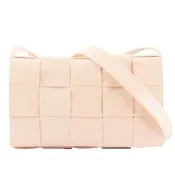 【BOTTEGA VENETA 寶緹嘉】小牛皮Cassette編織包(哈密瓜色)