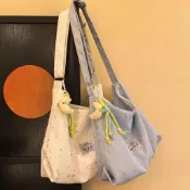 【🔥免運選我，臺灣出貨】新款韓系星星斜挎包包女單肩百搭學生休閒通勤大容量手提包餃子包好用 熱推