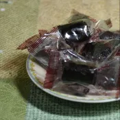 龜苓膏 (素)， 龜苓膏風味軟糖 300g+-10g