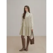 Codibook｜韓國 09WOMEN 優雅V領細肩無袖荷葉擺洋裝［預購］及膝洋裝 細肩帶緞面洋裝 女裝