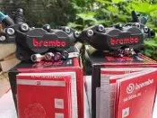 汐止黃大哥brembo黑底紅 灰底紅   水貨 全新現貨