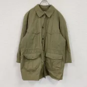 【DOKODEMO】Aquascutum軍裝夾克，摩登外套，卡其色，L 碼，古著。