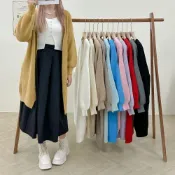 (店+)【FEE BABY】慵懶厚磅V領長版針織外套 外套 針織外套 大尺碼女裝 罩衫 大尺碼外套 毛衣外套 針織毛衣 長版外套 黑色 粉色 紅色 深灰色 黃色 杏色 白色 淺紫色 燕麥色 湖藍色 淺藍色 摩卡色
