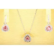 【SWAROVSKI 施華洛世奇】Millenia set 三角粉鑽飾環狀穿針式耳環/項鍊套組(銀色 飾品 送禮)