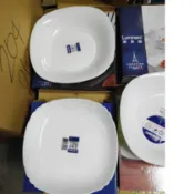 Luminarc 樂美雅 露特莎8吋方深盤(原相)(麗台)(達方)  出貨前會擦拭 有點潮濕 廠商說正常??隨機一款
