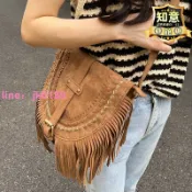 綺夢屋 【品質認證】2025歐美復古流蘇包仿麂皮馬鞍包包 時尚潮流百搭單肩斜掛女包