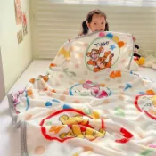 快速出貨【迪士尼正版】米奇 小熊維尼童趣法蘭絨毯 120×150cm  跳跳虎 毛毯 蓋毯 睡毯 午睡毯
