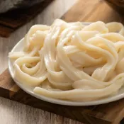 (店+)【良品開飯】Q彈刀削麵180g (牛肉麵 湯麵 熟麵 冷凍麵 清燉牛肉麵 紅燒牛肉麵)