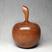 天然梢楠木蘋果10.7cm