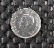 私藏 : 非洲錢幣〉 南非共和國.1940年銀幣(GEORGIAVS VI).6PENCE