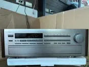 【日本製造】Yamaha AVX-1050 旗艦環繞擴大機 100W大功率 內建黑膠唱放 木邊框 測試正常 劇院首選