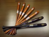 {圓圓小舖}全新美國進口美國製MARUCCI 馬路奇職業級北美楓木棒33吋棒球木棒棒頭挖洞設計MLB AM22 CU26