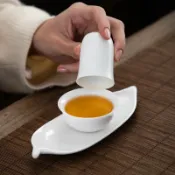協貿國際日用品生活4館 白瓷聞香杯套裝品茗杯杯墊三件套薄胎陶瓷茶具茶藝茶道培訓品茶師