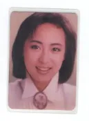 (嫻204)   黎美嫻  2*3 沖洗照片一張，早期圓角相片，保存還不錯，已加護貝!
