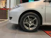 【台灣製造】外銷RTS新款15吋輕量化五爪鋁圈樣式4孔100 6.5J ET40亮灰(贈鋁合金軸套)