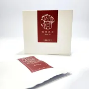 (店+)【林茗茶】來自魚池鄉日月潭的「嚴選紅玉」- 原葉三角立體茶包10入 (附贈世界風景照)