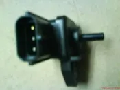 [兄弟檔] 馬自達   MAZDA 馬3  馬6 2000CC 3P 大氣壓力感知器原廠(插頭)請看拍賣檔案產品說明