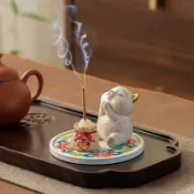 【萌趣招財貓】一袋米福袋線香座 陶瓷香插擺件 臥室/書房/茶室薰香 可愛貓咪造型超療癒 點檀香沉香放鬆身心