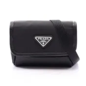 【DOKODEMO】【二手】Prada PRADA 單肩包 三角形 Logo 黑色尼龍 Saffiano 皮革 三角形 Logo 手拿包 女士 二手 A