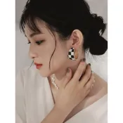 【OB嚴選】復古黑白格紋皮革大圈圈耳環
