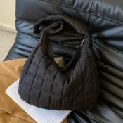 喜挖2店 小眾質感羽絨大容量包包百搭款女大包餃子包冬毛絨斜背托特包