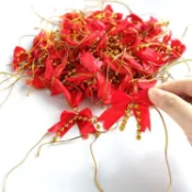 🥇臺灣熱賣🥇盆景金錢樹發財樹蝴蝶結珠花裝飾品新年喜慶節日植物樹上紅吊掛件