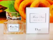 享受寵愛你 Dior 迪奧 Miss Dior 淡香水 EDT 5ml 小樣盒裝