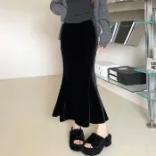 【AS 梨卡】女裝 黑色絲絨魚尾裙 保暖 高腰a字大擺裙 小個子包臀裙 辣妹長裙WT231