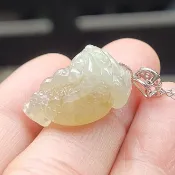 嗨，寶貝銀飾珠寶* 緬甸玉A貨 翡翠飾品☆925純銀墜頭 保證A貨 冰種 蜜糖黃 黃翡翡翠 三腳蟾蜍 吊墜 墜子