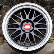 18吋炫壓鋁圈 類BBS LM