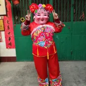 ✈️臺灣出貨✈️塑料大頭娃娃頭套面具小男孩小女孩秧歌舞龍舞獅演出衣服喜慶道具🔥工廠直銷🔥