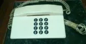 收藏天地    企業收藏  中華電信1989古董電話機  