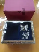 蝴蝶珠寶音樂盒(銀)-----小樽金鑽蝴蝶飛舞蝴蝶翅膀會上下揮舞拍動的音樂盒喔！