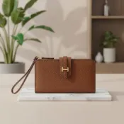 【台灣現貨】FOSSIL Emery 真皮多功能長夾 咖啡色 女生長夾 真皮皮夾 SWL2924210 R