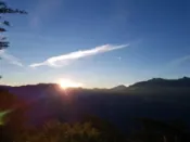 【Lion Travel 雄獅旅遊】2026阿里山跨年追日.祝山小火車迎曙光.落羽松歐風城堡.梅山梅花點點.入住園區｜嘉義二日 出發地點：台北、桃園