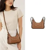 【Michael Kors】WILMA金字皮革掛鍊斜背/兩用包(小/棕)