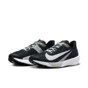 NIKE 慢跑鞋 男鞋 運動鞋 緩震 AIR ZOOM RIVAL FLY 4 黑 FV6040-001