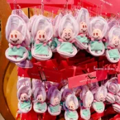 東京迪士尼樂園🇯🇵開立發票 愛麗絲夢遊仙境 牡蠣寶寶 小牡蠣 蛤蜊寶寶 牡蠣寶寶 吊飾