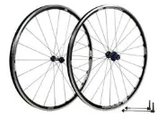 ☆政點☆025全新 特價一組 PERFORMER R25 700C 輕量爬坡輪組 前後4培林