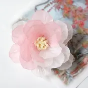 醉芙蓉 胸針 大朵 花朵 華麗 粉色 白色 輕盈 燦爛 優雅 典雅 時尚 可愛 清新 壓克力 晶瑩剔透 半透明 大尺寸