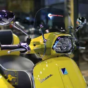 【偉士計劃】Vespa 進口 原廠 小風鏡 風鏡 短風鏡 透明 燻黑 sprint 衝刺 春天