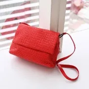 【BOTTEGA VENETA 寶緹嘉】經典手工編織小羊皮肩斜翻蓋個性包斜背包(紅)