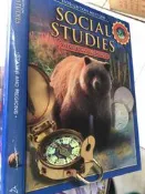 《Social Studies States and Region》9780618830923  【小熊家族】