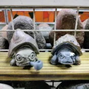中古陳石雕龜迷你龜可愛龜石龜納福長壽吉祥鎮宅平安招財龜 裝置藝術工藝擺件咖啡民宿收藏觀賞擺飾影視拍攝道具1件3800讓藏