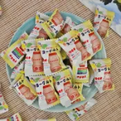 【食尚三味】 養樂多優格糖 500g 養樂多糖 多多糖 過年糖果 優格糖 優格風味糖 乳酸菌糖  (台灣糖果 B )