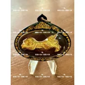 腦腦小舖 泰國佛牌 古巴磐石（帕阿贊旁蝕） 佛曆2562年 帕亞蛇空一期虎王蛇煙（黃銅版）